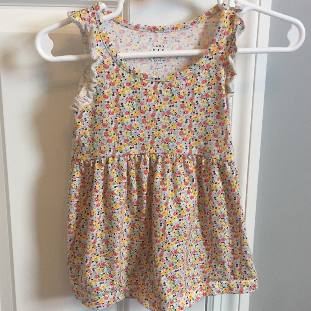 Baby girl baby gap 6-12 months dress